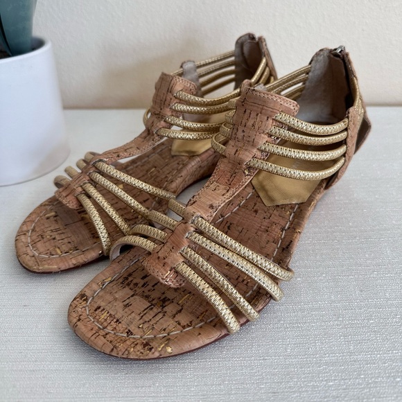 Donald J. Pliner Dexi Gold Cork Strappy Rear Zip Wedge Sandals Women’s 8M - Picture 6 of 15
